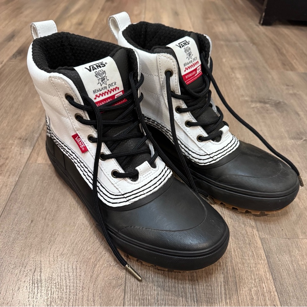 Vans Black and White Men's Boots